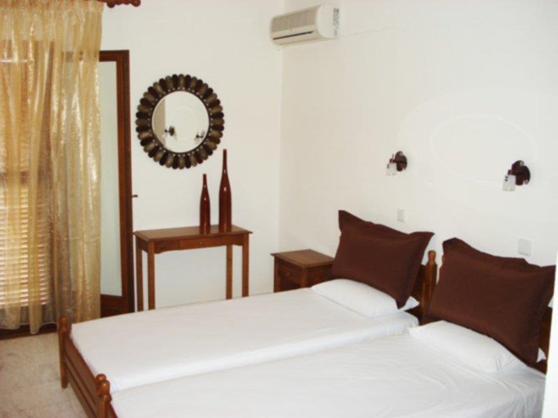 Zephyros Aparthotel Polychrono Exterior foto