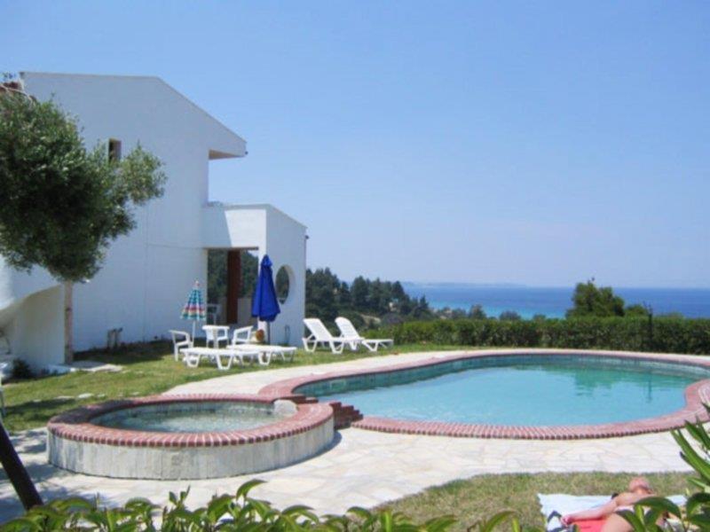 Zephyros Aparthotel Polychrono Exterior foto